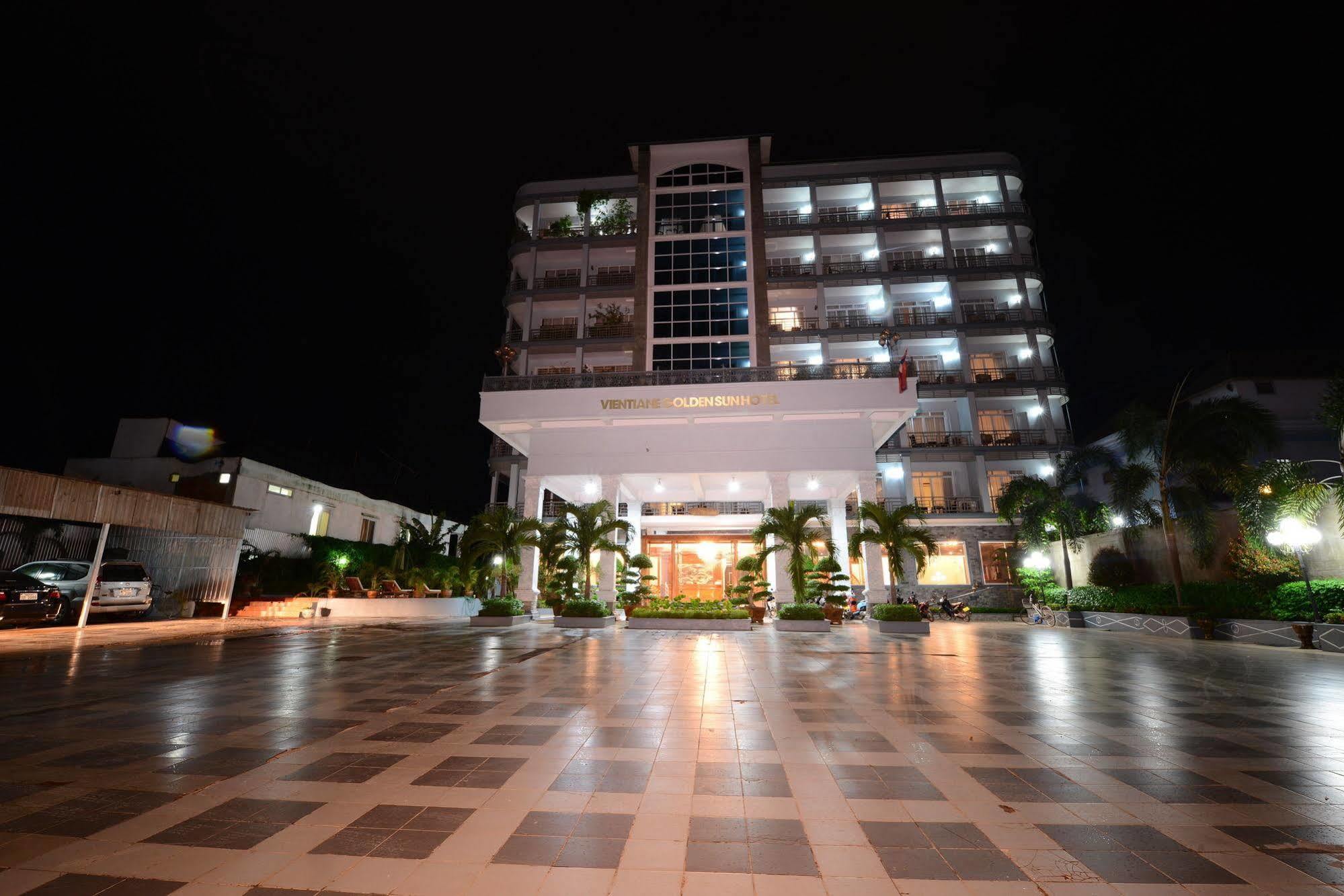 Vientiane Golden Sun Hotel Екстер'єр фото