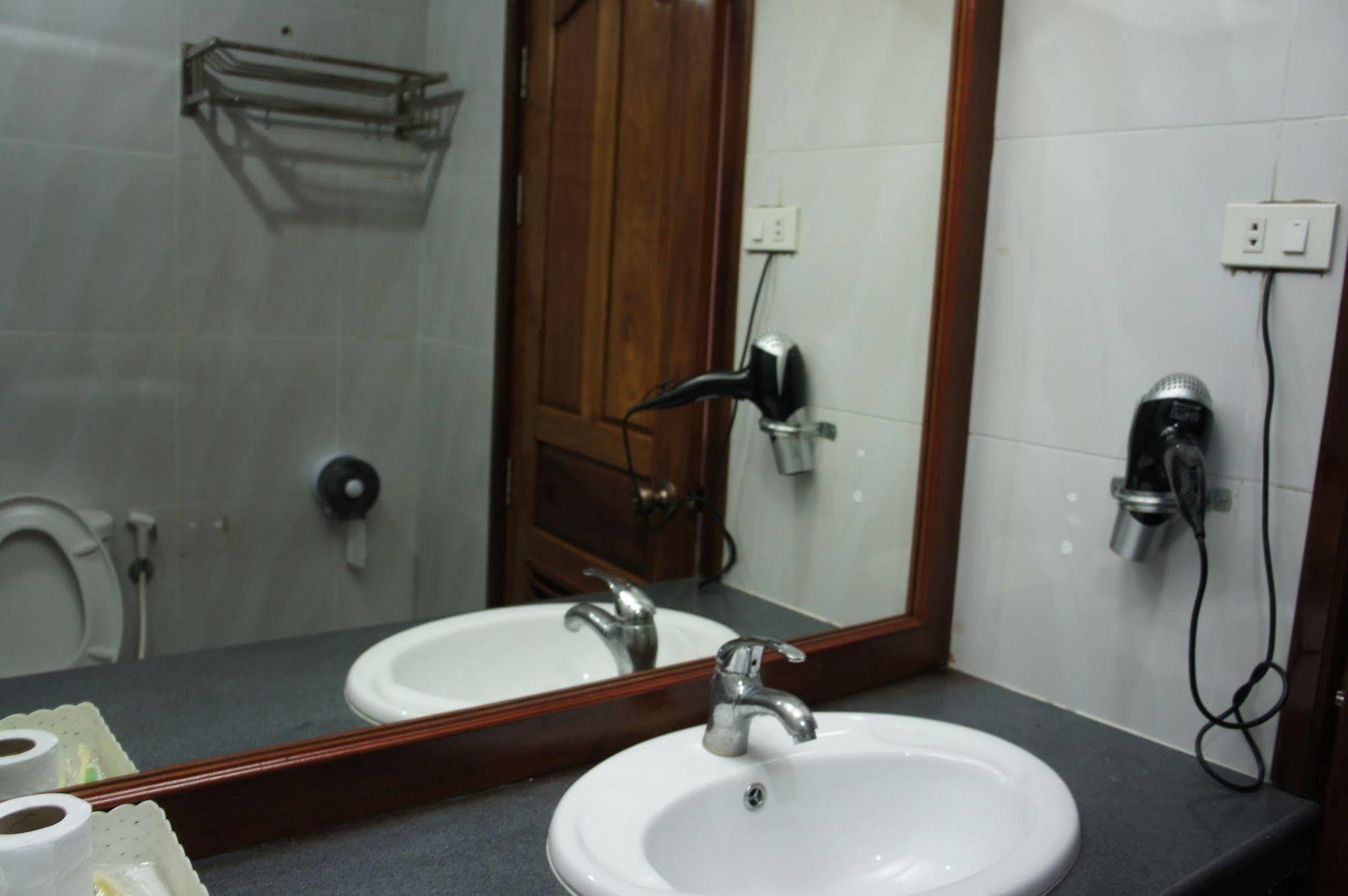 Vientiane Golden Sun Hotel Екстер'єр фото
