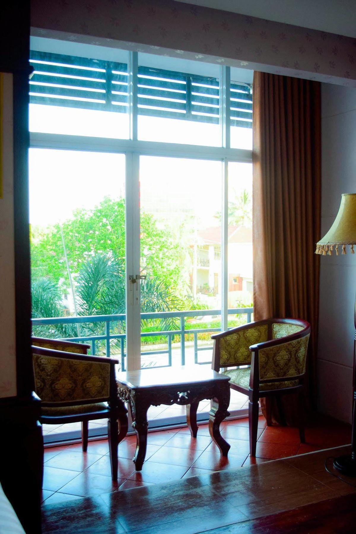Vientiane Golden Sun Hotel Екстер'єр фото