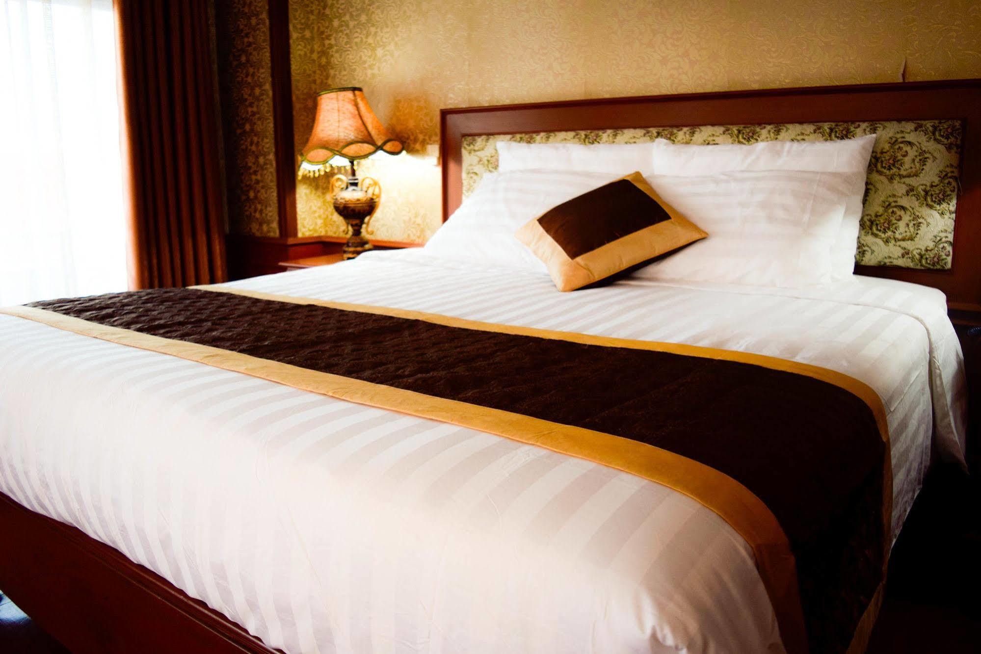 Vientiane Golden Sun Hotel Екстер'єр фото